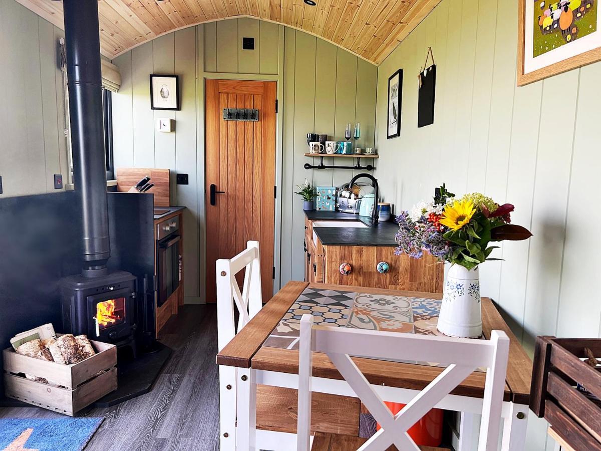 בייקוול Luxury Shepherd Hut In The Peak District מראה חיצוני תמונה