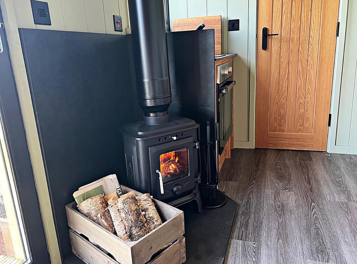 בייקוול Luxury Shepherd Hut In The Peak District מראה חיצוני תמונה